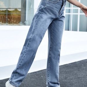 High Waisted Baggy Jeans